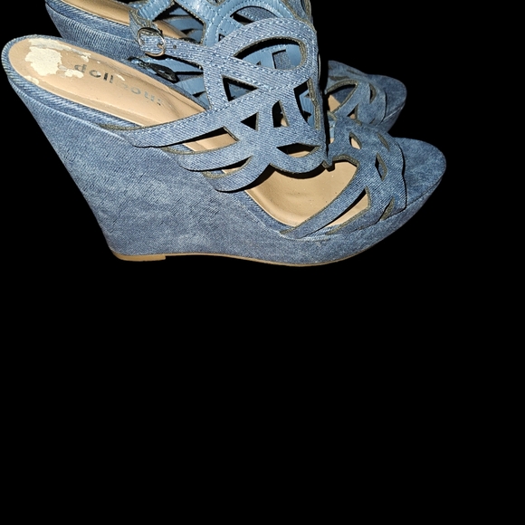 Dollhouse Jean like Sandal Wedges - Picture 8 of 9